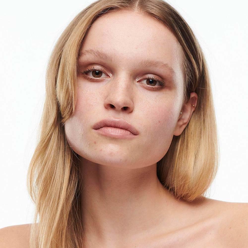 MAC Studio Radiance Serum-Powered Foundation, N32, 1 Ounce