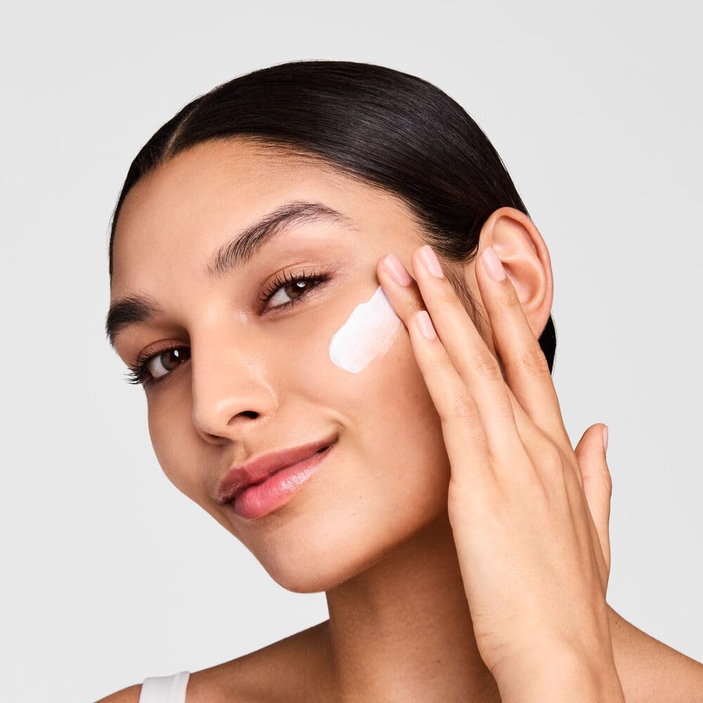 Estée Lauder DayWear Anti-Oxidant 72H-Hydration Sorbet Cream SPF 15 | Oil-Free Face Moisturizer, 1.7 Ounce Beauty & Personal Care Estée Lauder