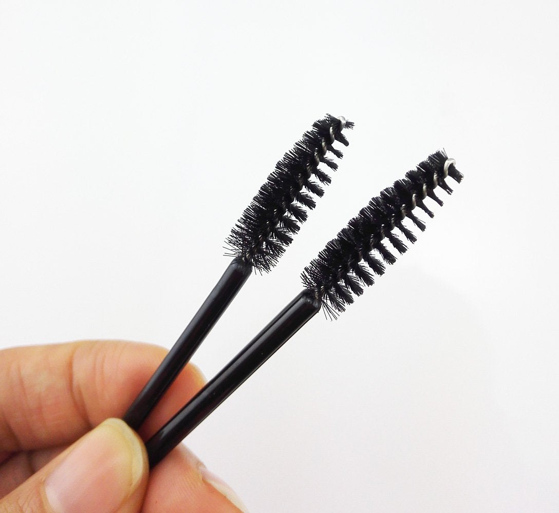yueton Pack of 100 Disposable Eyelash Brushes Wands Mascara Applicator Beauty & Personal Care yueton