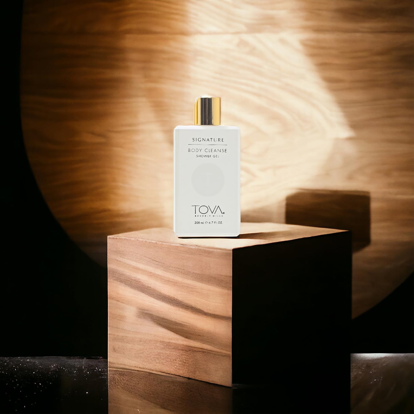 Tova Signature Shower Gel - Moisturizing Fresh & Floral Cleanser for Women - Cornflower and Sea Fennel - USA-Made and Cruelty-Free - 6.7 fl oz Beauty & Personal Care Tova