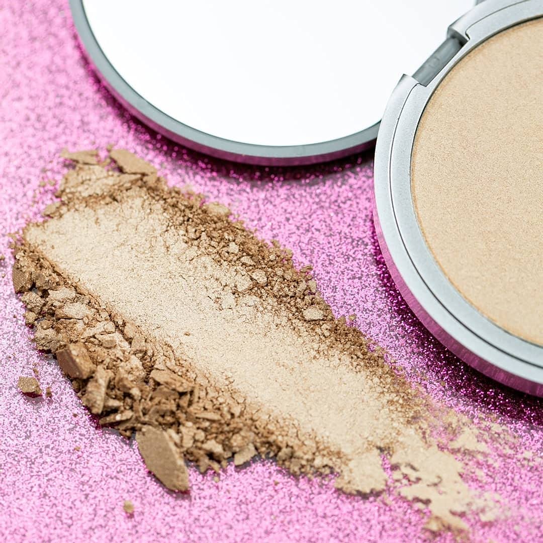 theBalm Mary-Lou Manizer Honey-Hued Luminizer, Highlighter, Shadow & Shimmer, Subtle Glow, 0.1 Ounce (Pack of 1) - Travel Size Beauty & Personal Care theBalm