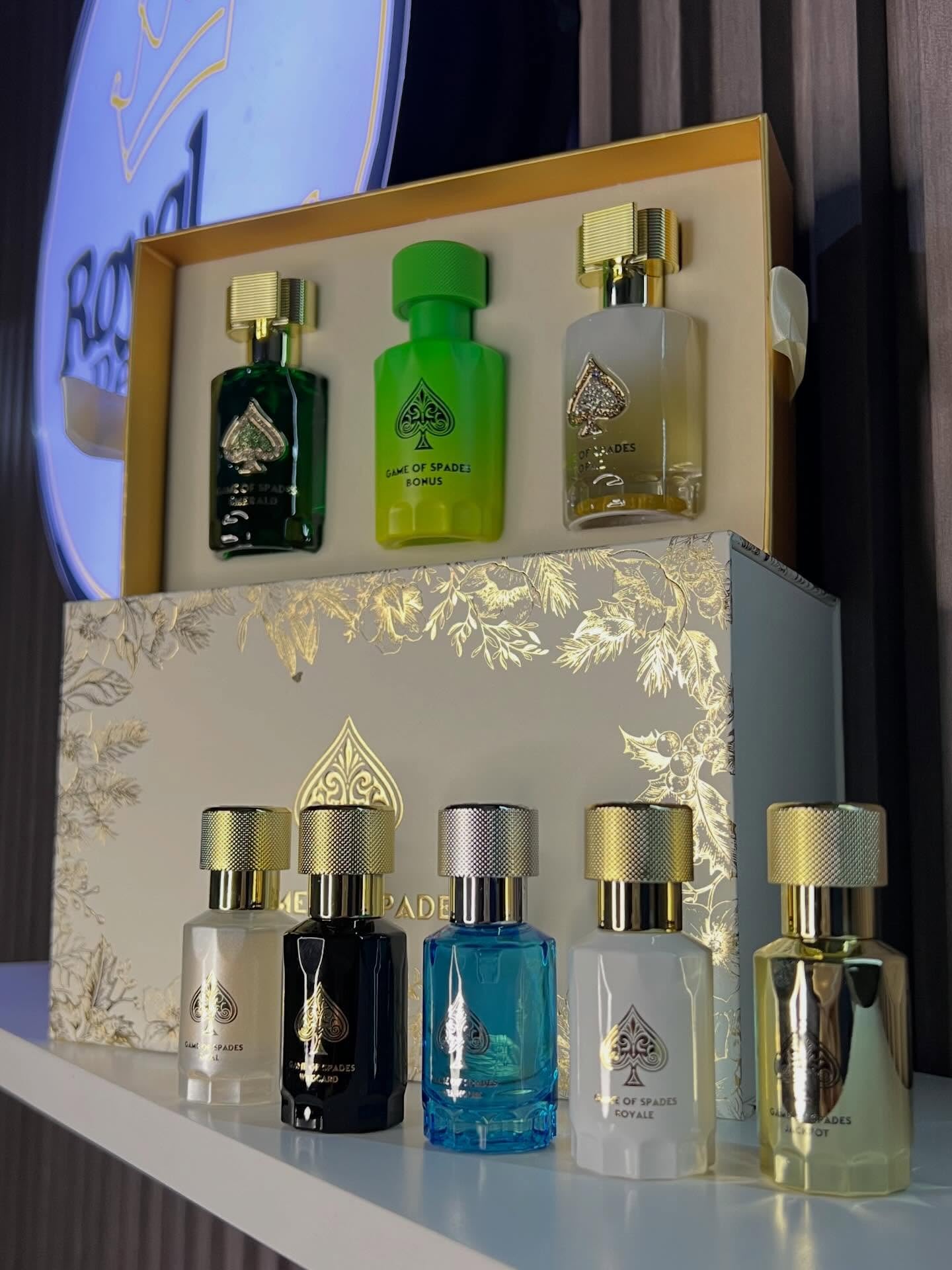 Jo Milano Collectors Edition Set Game of Spades 30 ml x 3 pcs (Emerald, Topaz, Bonus) + 10 ml x 5 pcs (Full House, Wildcard, Royal, Jackpot, Opal) Beauty & Personal Care Jo Milano