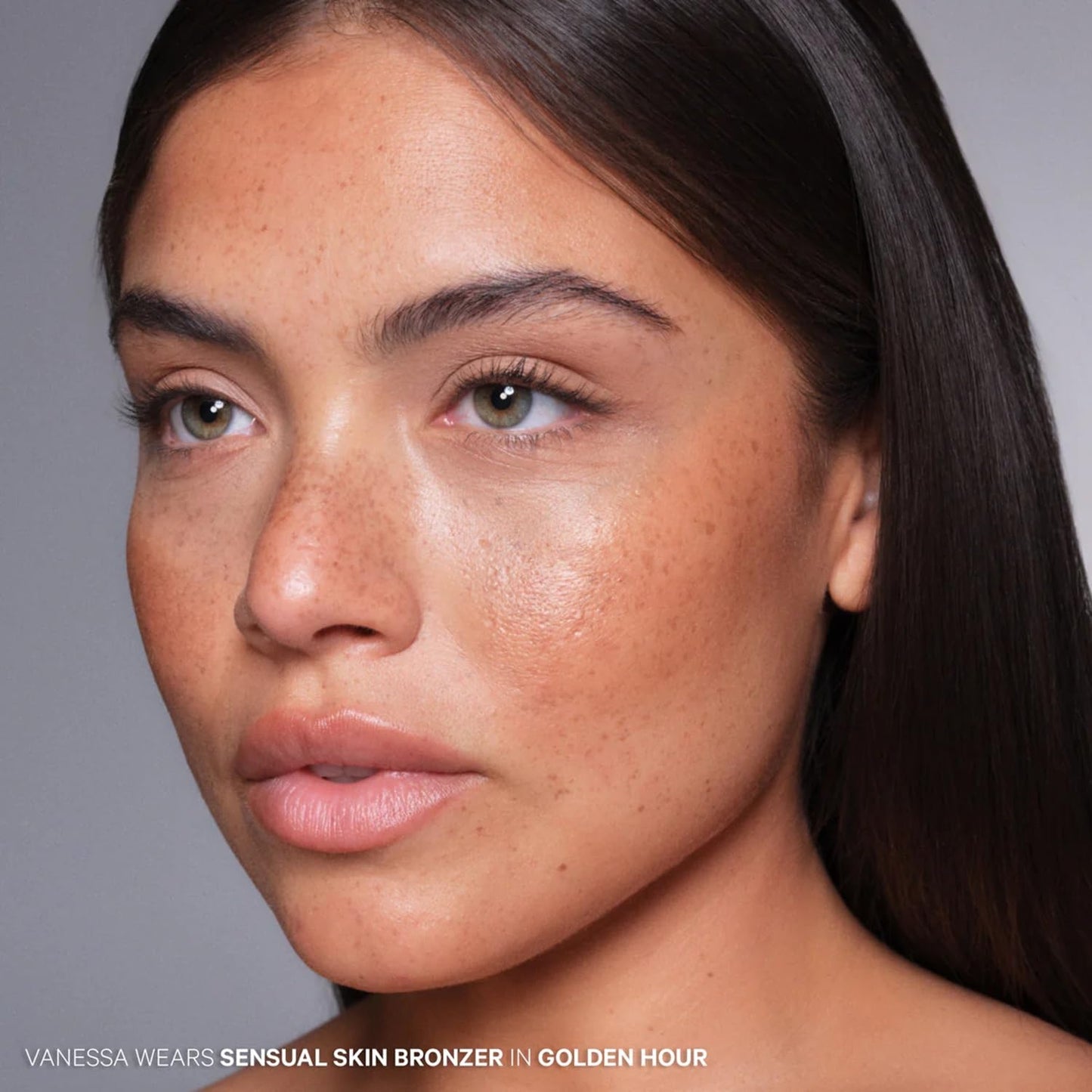 Kevyn Aucoin Sensual Skin Bronzer, Golden Hour - Medium (balanced bronze for medium to tan skin tones): Get a sun-kissed glow. Cream-to-powder Beauty & Personal Care Kevyn Aucoin