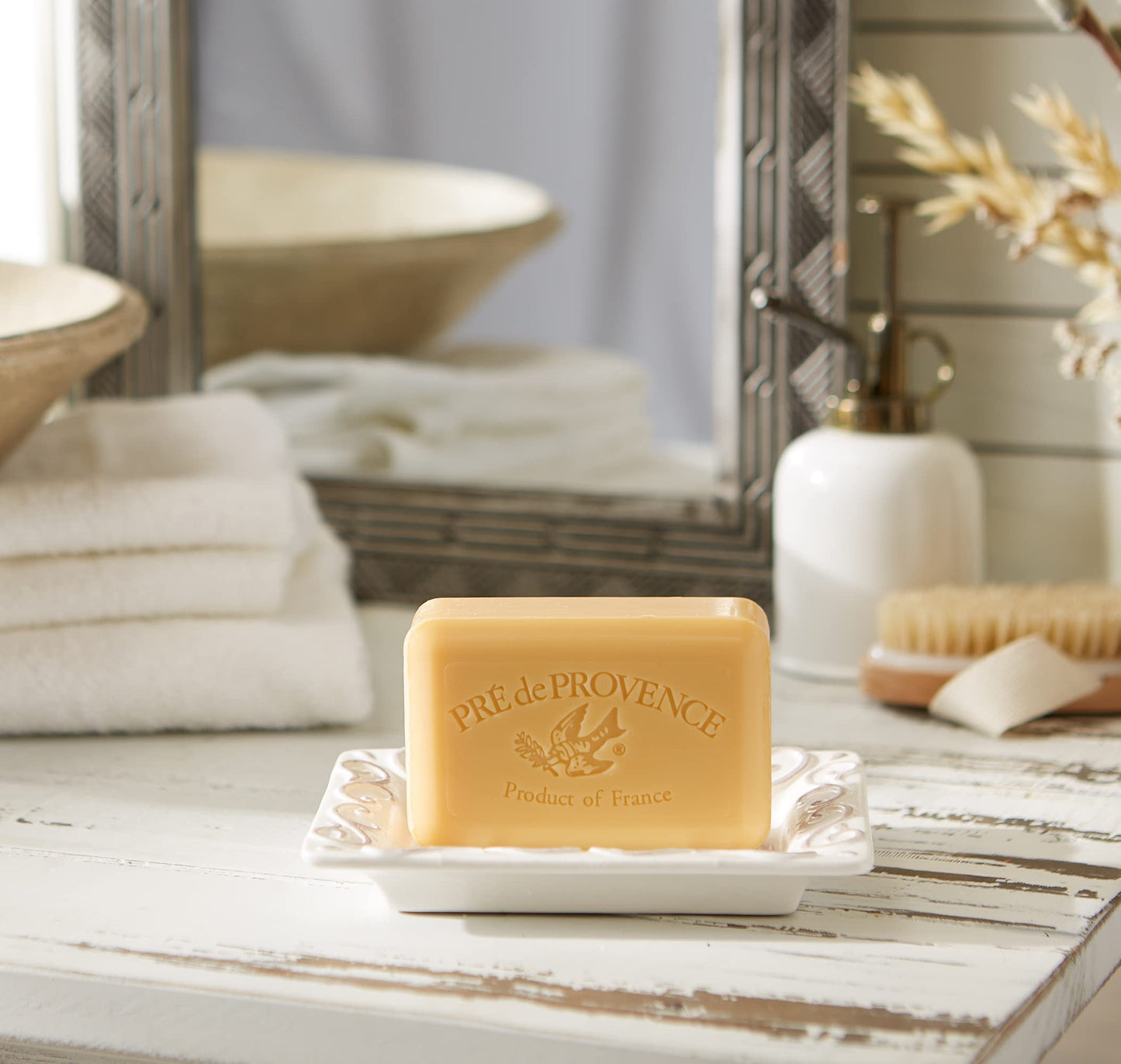 Pre de Provence Artisanal Soap Bar, Enriched with Organic Shea Butter, Natural French Skincare, Quad Milled for Rich Smooth Lather, 8.8 Ounce Beauty & Personal Care Pre de Provence