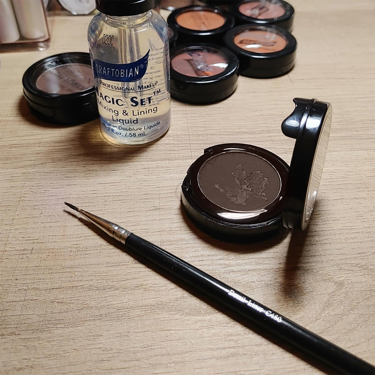 Graftobian Espresso Brown Cake Eyeliner, Long-Lasting, Water-Activated Pressed Powder, Versatile, Easy to Apply Formula, Easily Removed Beauty & Personal Care Graftobian
