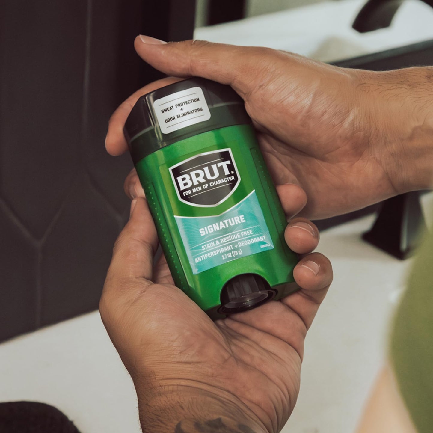 BRUT Signature Scent Antiperspirant and Deodorant - Scented Deodorant Stick for Men - Powerful Sweat Protection - Eliminates Odors - 2.7 oz Beauty and Personal Care Brut