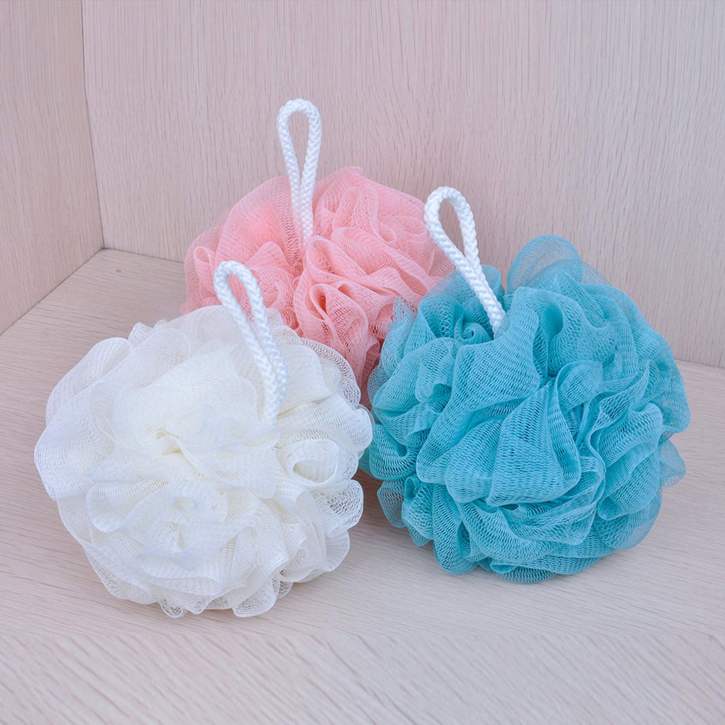 LISSOMPLUME Mesh Pouf Bath Sponge Exfoliating Shower Ball Pom Cleaning Accessory Blue Color Beauty and Personal Care LISSOMPLUME