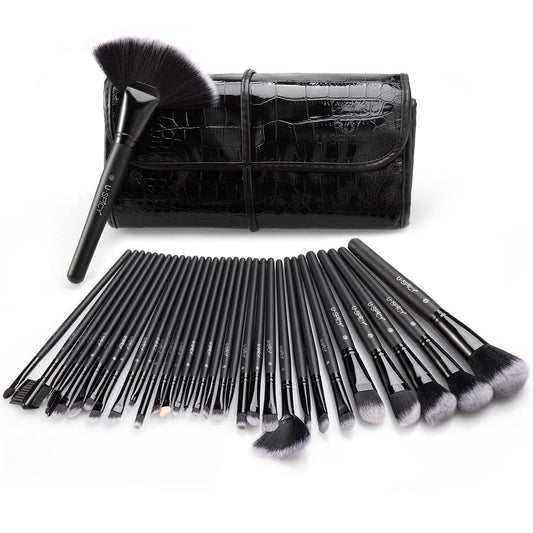 Makeup Brushes, 32 Pcs Premium Synthetic Professional Makeup Brushe Set Essential Cosmetics With Case, Face Eye Shadow Eyeliner Foundation Blush Lip