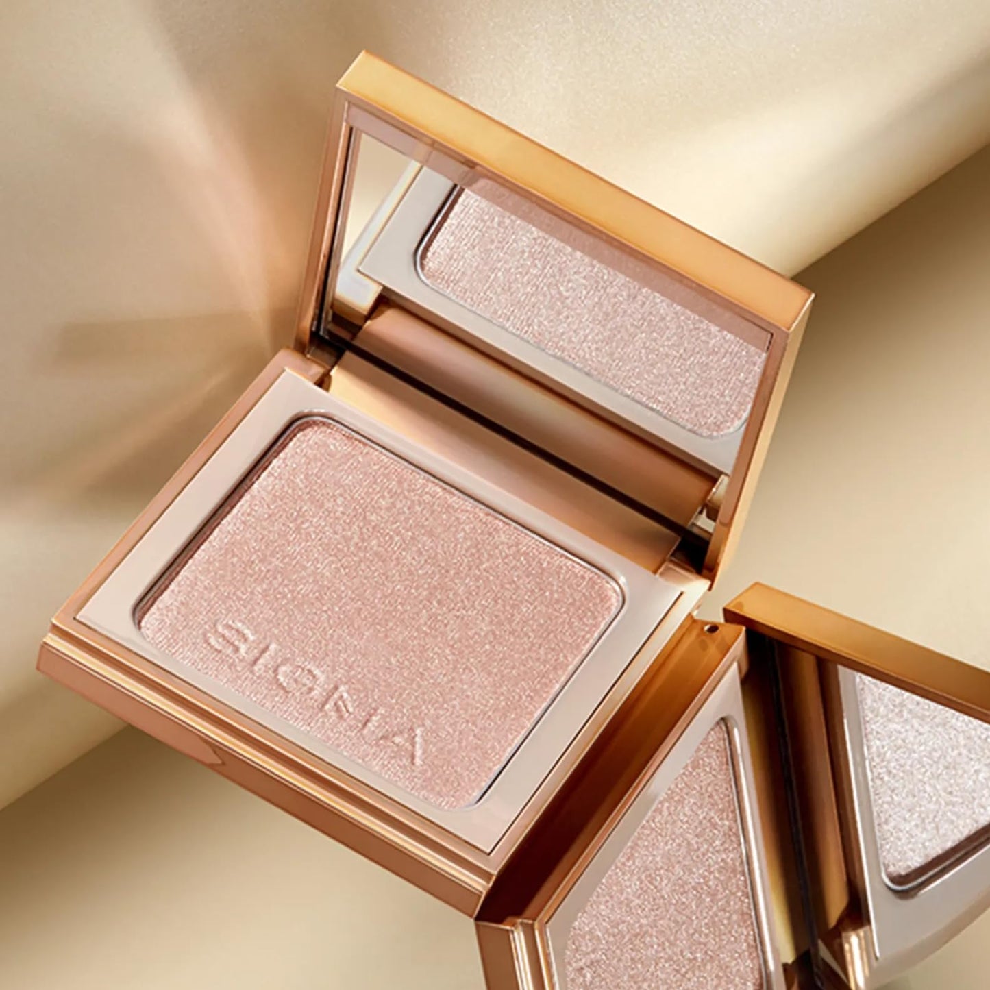 Sigma Beauty Highlighter Makeup - Illuminating Highlighting Powder for Face, Sheer Glimmer Face Highlighter for Cheeks, Cupid’s Bow, & Brow Bone Beauty & Personal Care Sigma Beauty