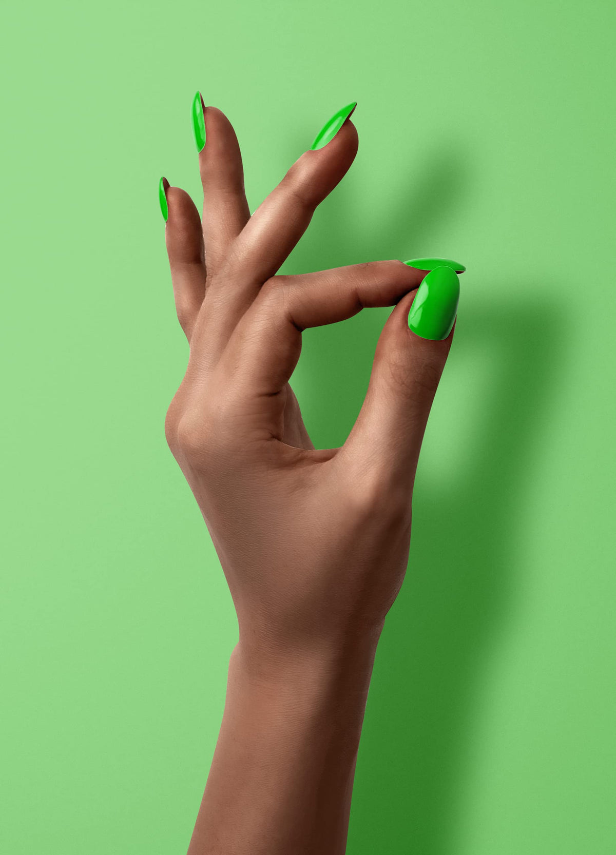 LeChat - Perfect Match Gel Polish - Anonymity - Green with Cream Finish - (0.5 Ounce) - Easy Application - Soak Off Formula