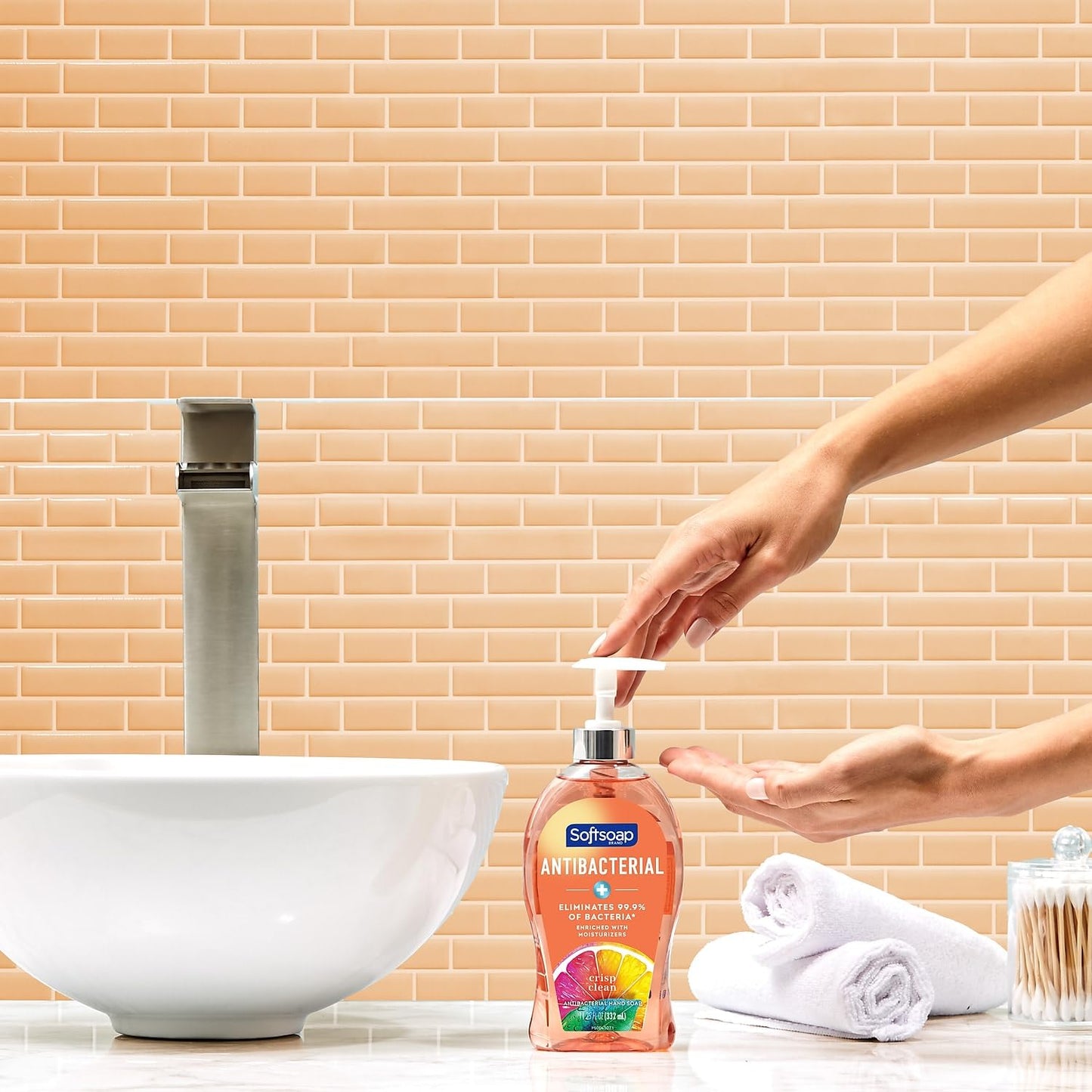 Softsoap Antibacterial Liquid Hand Soap Pump, Crisp Clean, 11.25 fl. oz. (US03562A) Beauty & Personal Care Softsoap
