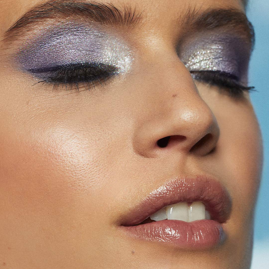 e.l.f. Liquid Glitter Eyeshadow, Long Lasting, Quick-Drying, Opaque, Gel-Based Eyeshadow For Creating High-Impact, Disco Queen, 0.10 Fl Oz Beauty & Personal Care e.l.f.