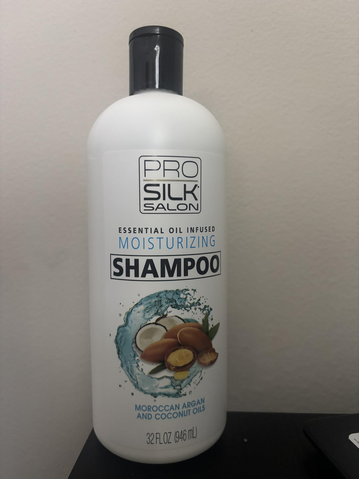 PRO Silk Salon Essential Oil Infused Mosturizing Shampoo