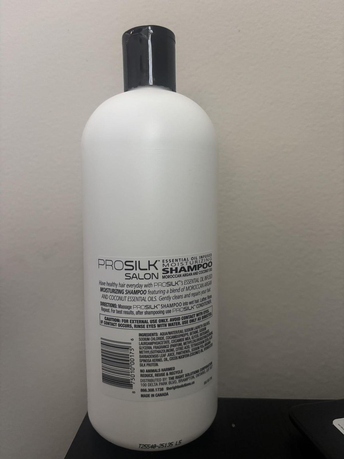 PRO Silk Salon Essential Oil Infused Mosturizing Shampoo