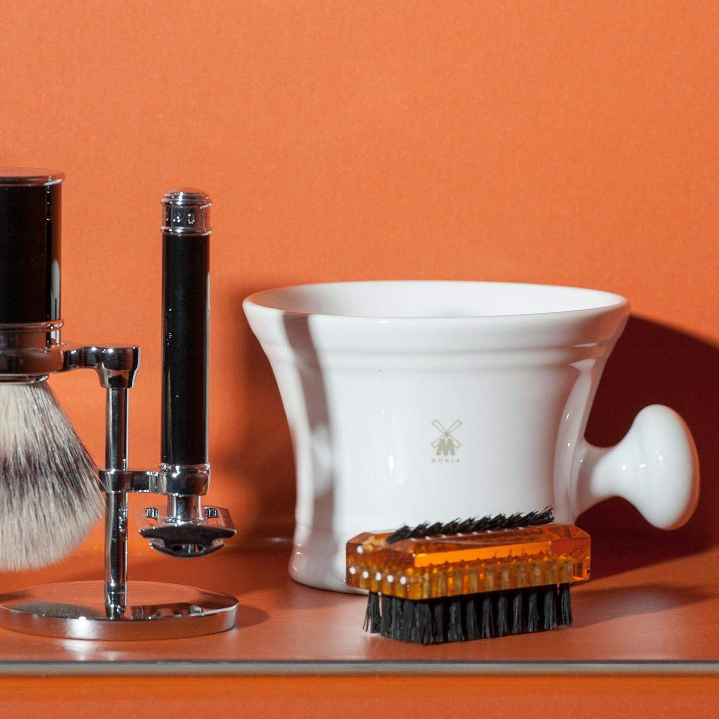 MUHLE White Porcelain Platinum Rim Shaving Mug - Shave Dish Accessory for Soaps and Creams, Modern White Design Beauty and Personal Care MÜHLE