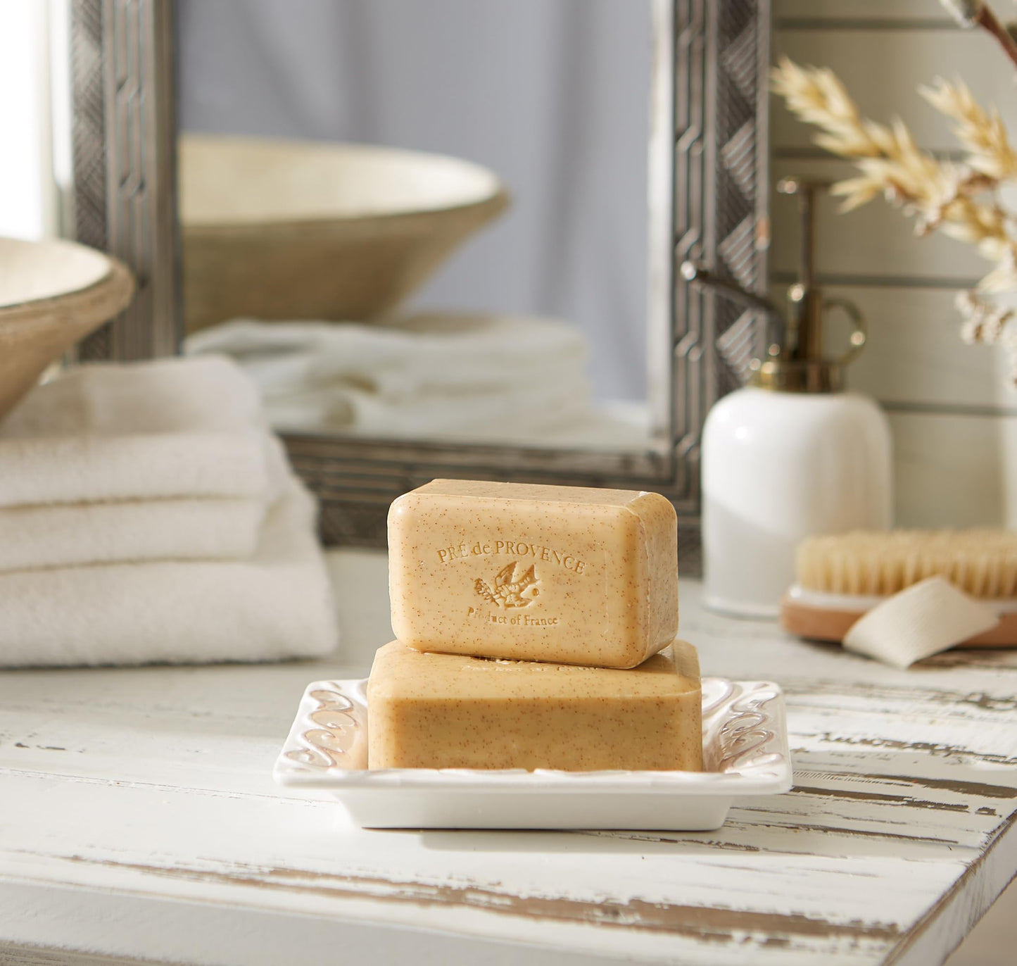 Pre de Provence Artisanal French Moisturizing Soap Bar, Shea Butter Enriched, Quad Milled for Long Lasting Rich Smooth Lather, 5.3 Ounce, Honey Almond Beauty & Personal Care Pre de Provence