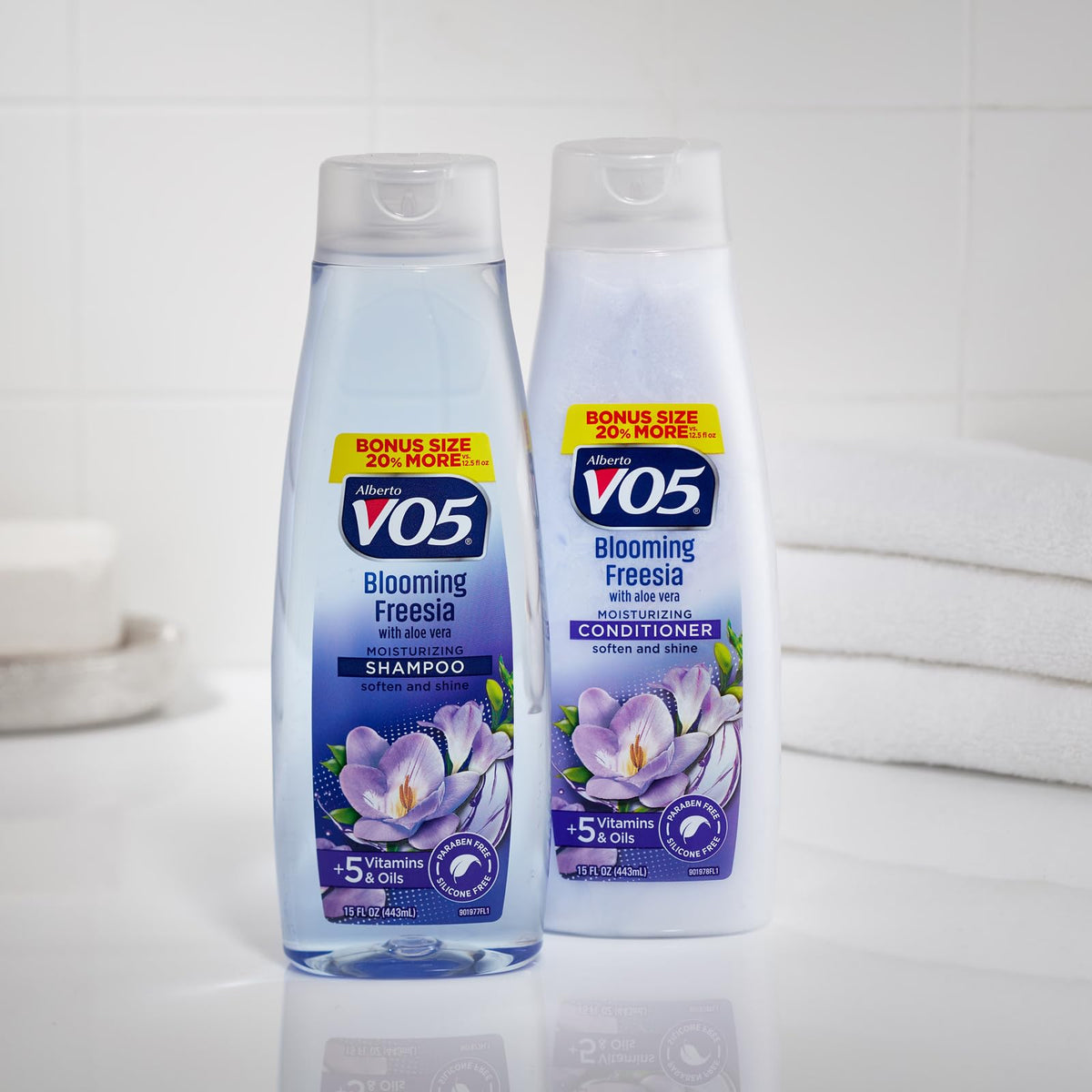 VO5 Alberto Blooming Freesia Revitalizing Conditioner - Hair Conditioner Formulated with Essential Vitamins and Oils - Fresh Floral Fragrance - 15 oz