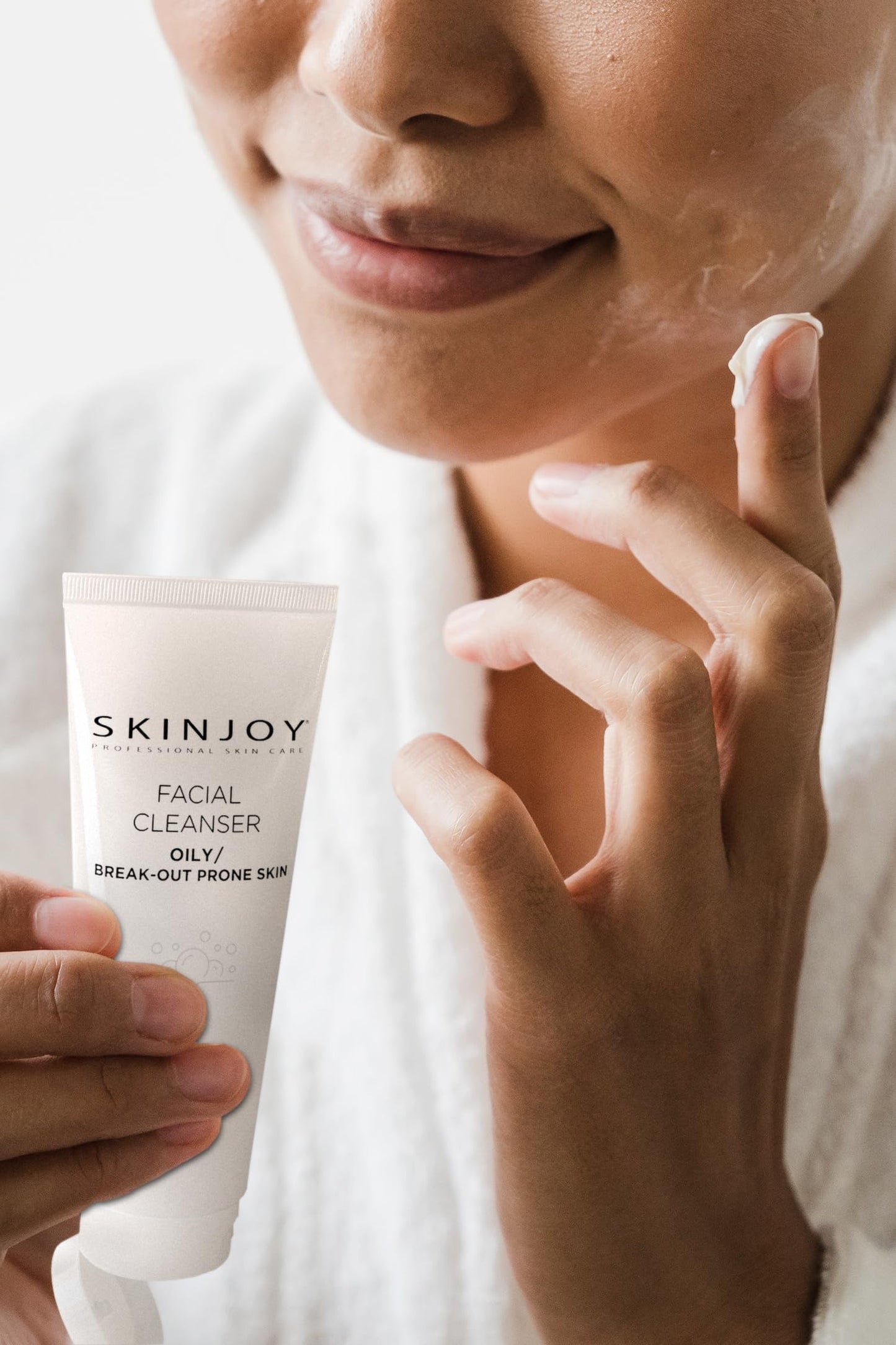 Skinjoy Facial Cleanser for Oily and Break-Out Prone Skin, Gentle Face Wash, Makeup Remover, Gluten-Free, Paraben-Free, Sulfate-Free - 4 fl oz Beauty & Personal Care Skinjoy