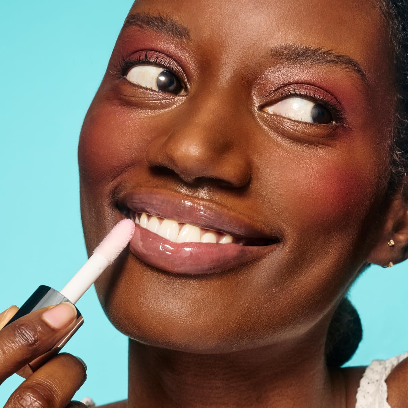 essence - Hydra Kiss Lip Oil - Vegan & Cruelty Free (01 - Kiss From A Rose) Beauty and Personal Care Essence Cosmetics