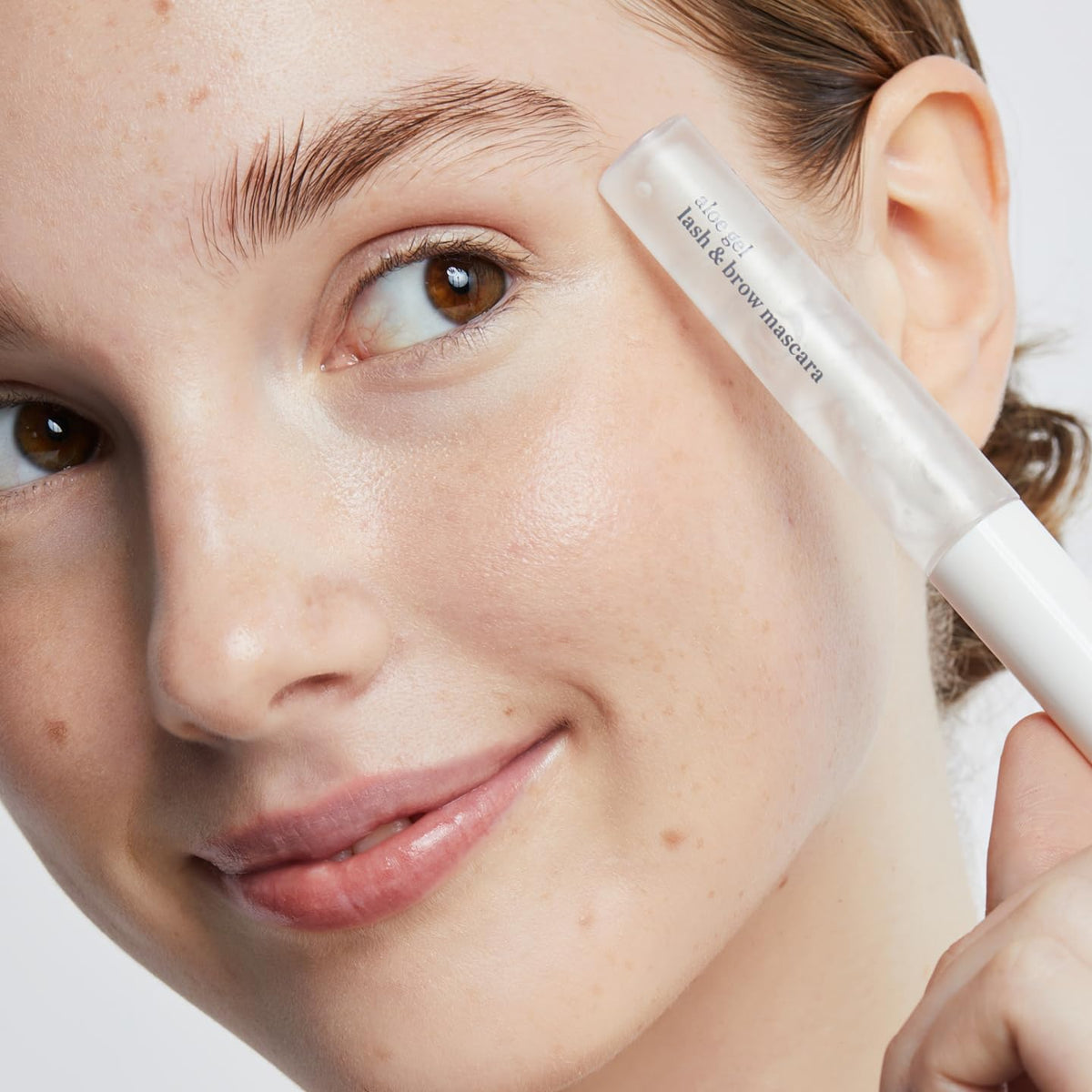 Ere Perez - Natural Aloe Gel Lash + Brow Mascara | Conditions, Lengthens, Defines, Sweat-Proof, Water-Resistant | Aloe Vera, Vitamin B5 | Vegan Beauty & Personal Care Ere Perez