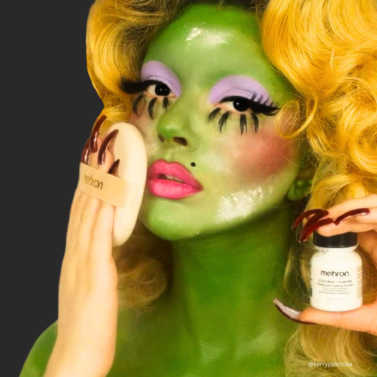 Mehron Makeup Colorset Powder | Translucent Setting Powder | Special Effects, Halloween, & Film 2 oz (60 g) Beauty & Personal Care Mehron