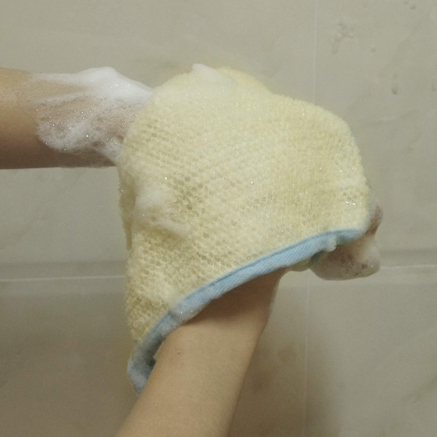 Bleu Bath (3 Pack) Dual-Sided Exfoliating Skin Towel Cotton Terry Body Cloth Scrubber Premium Sturdy Loofah Towel Soft and Buffing Wash Cloth White Beauty & Personal Care Bleu Bath