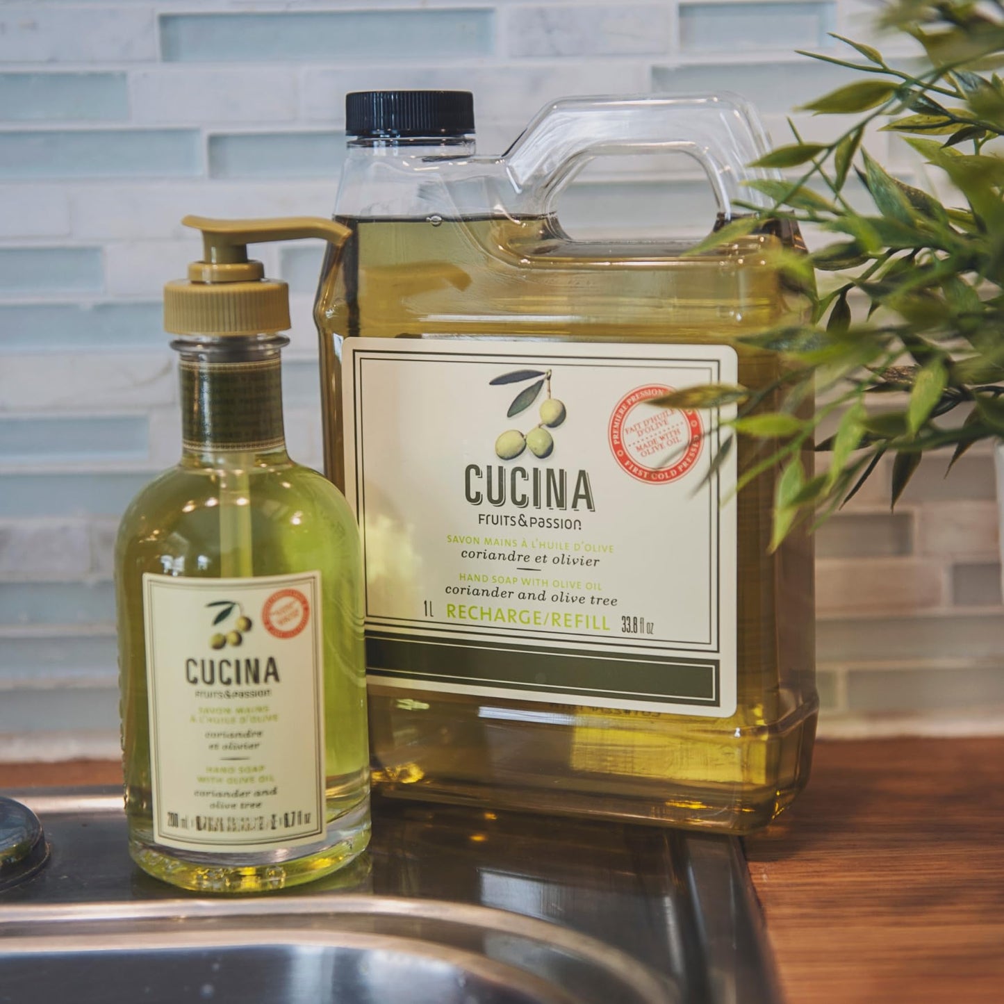 Cucina Fruits & Passion Coriander and Olive Tree Hand Soap Set, 6.7 fl oz Glass Bottle and 33.8 fl oz Refill, Made in Canada Beauty & Personal Care Cucina