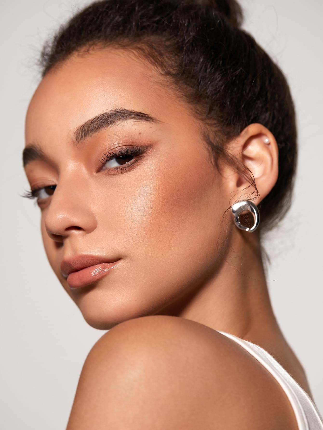 SHEGLAM Snatch 'n' Define Cream Contour Stick Long Lasting Highly Pigmented Sweat Proof Face Bronzer Makeup -Tawny Amber Beauty & Personal Care SHEGLAM