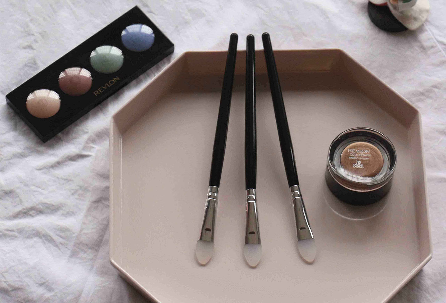 LORMAY 3 Pcs Silicone Eyeshadow and Lip Mask Makeup Brushes. Professional Tools for Applying Cream or Liquid Eye Shadows and Lip Colors Beauty & Personal Care LORMAY