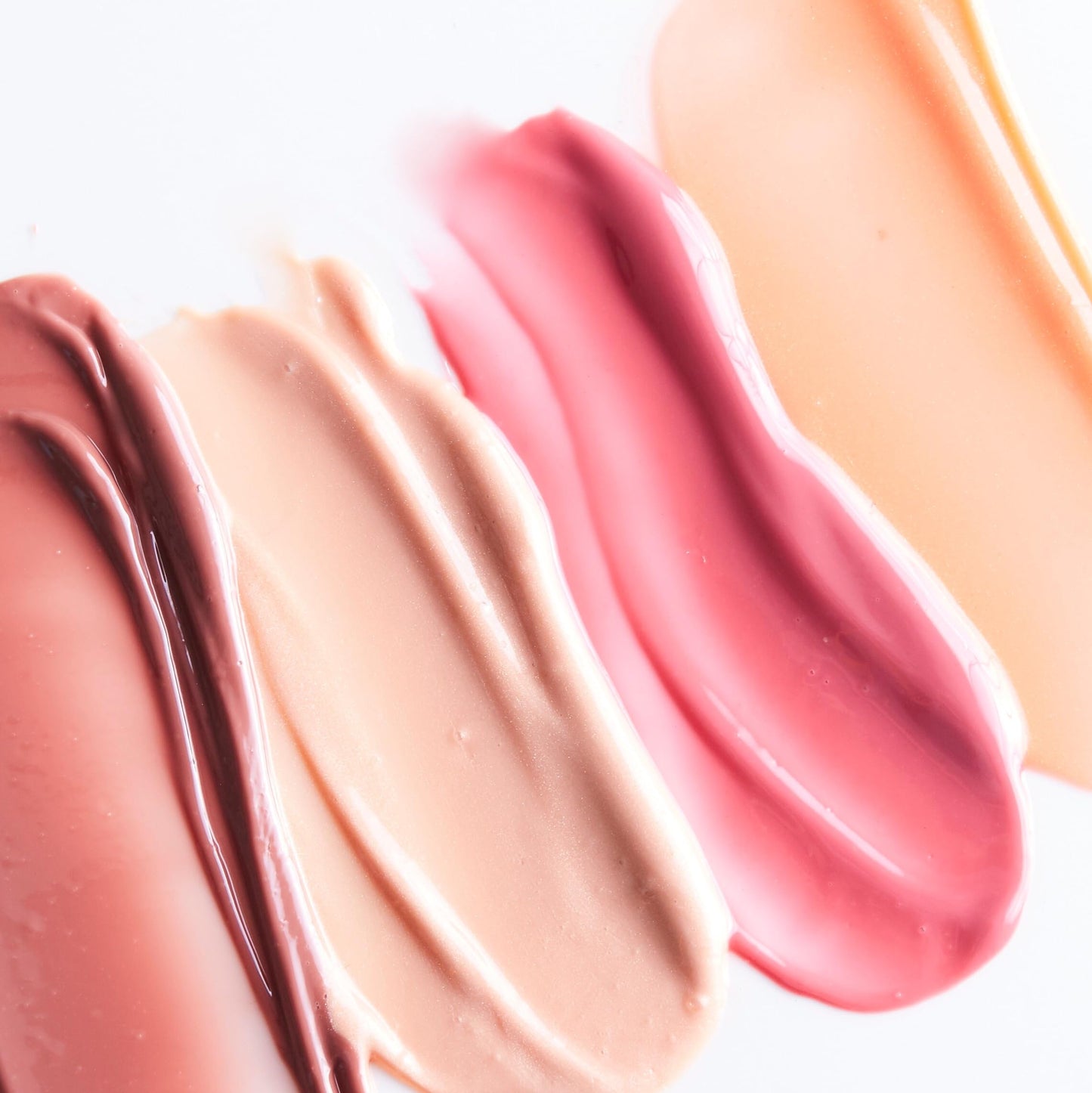 Pixi LipLift Max | Volumizing Lip Plumper with Peptides, Jojoba Oil & Aloe | Glossy Finish with Cooling Mint Tingle | Wear Alone or Over Lipstick | Beauty & Personal Care Pixi