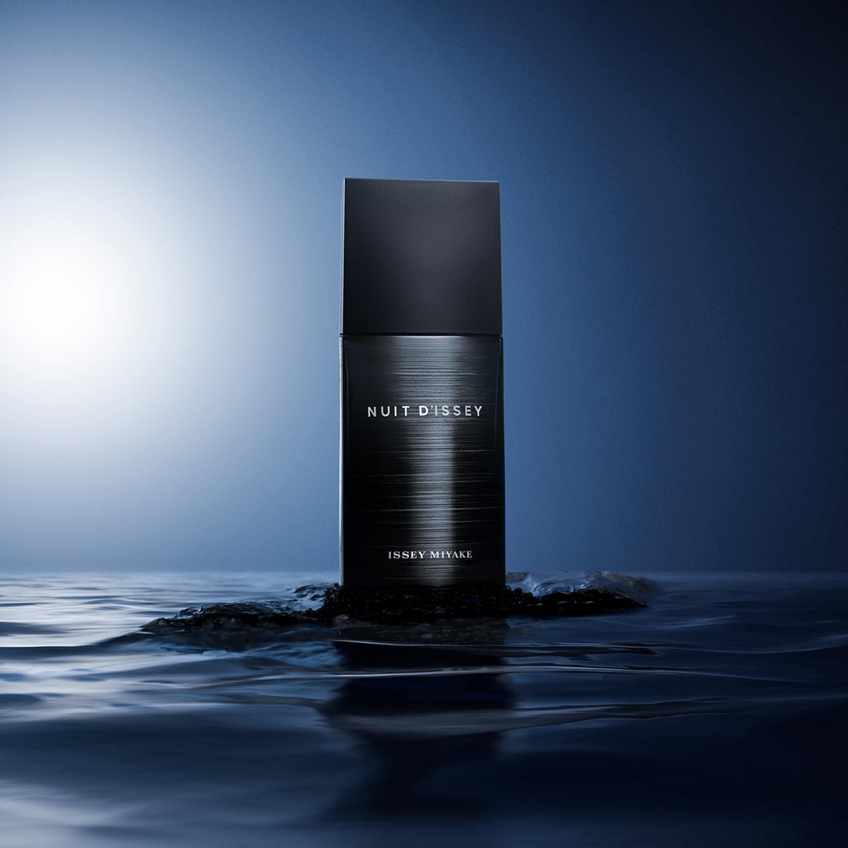 Issey Miyake Nuit d'Issey Eau de Toilette - Fragrance for Men - Leathery, Woody, Fresh - With Notes of Bergamot, Leather Accord, Vetiver Essence Beauty & Personal Care Issey Miyake