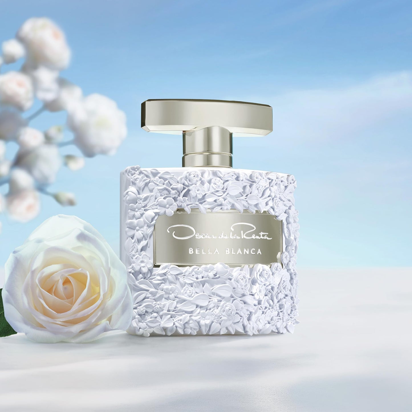 Oscar de la Renta Bella Blanca Eau de Parfum 2 Piece Gift Set for Women - Deluxe Miniature 0.17 Fl. Oz. and Travel Spray 0.5 Fl. Oz. Beauty & Personal Care Oscar de la Renta