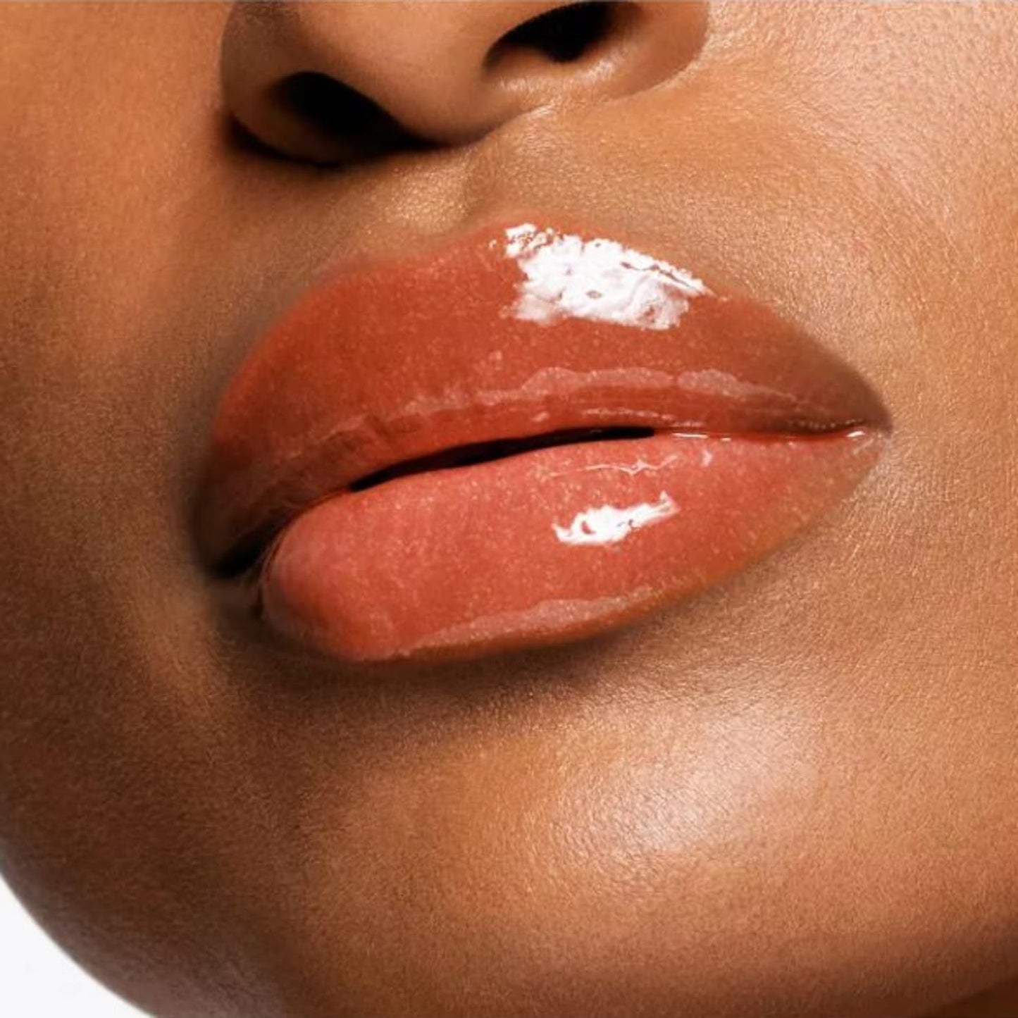 Tom Ford Soleil Neige Gloss Luxe Lip Gloss Limited Edition 17 Peak Flush (Shimmering peach) - .19 fl oz / 5.5 mL Beauty & Personal Care Tom Ford