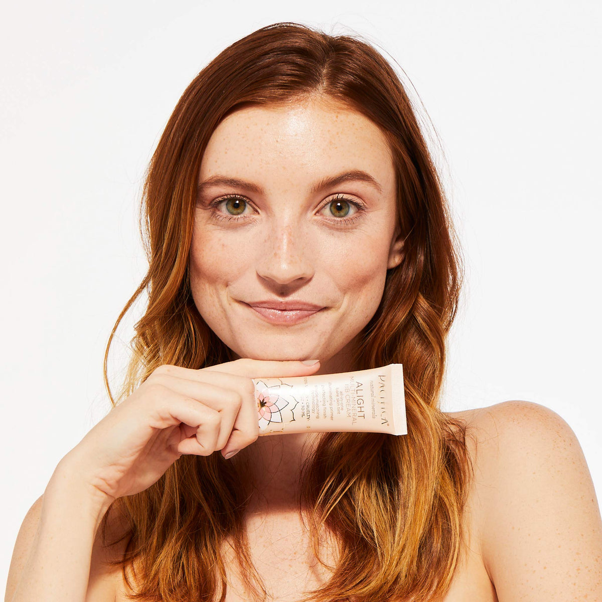 Pacifica Alight Multi-Mineral BB Cream - Shade 11 Light Tinted Moisturizer & Primer in One, Sheer Glowing Coverage, Hydrates, Primes & Perfects, 100%