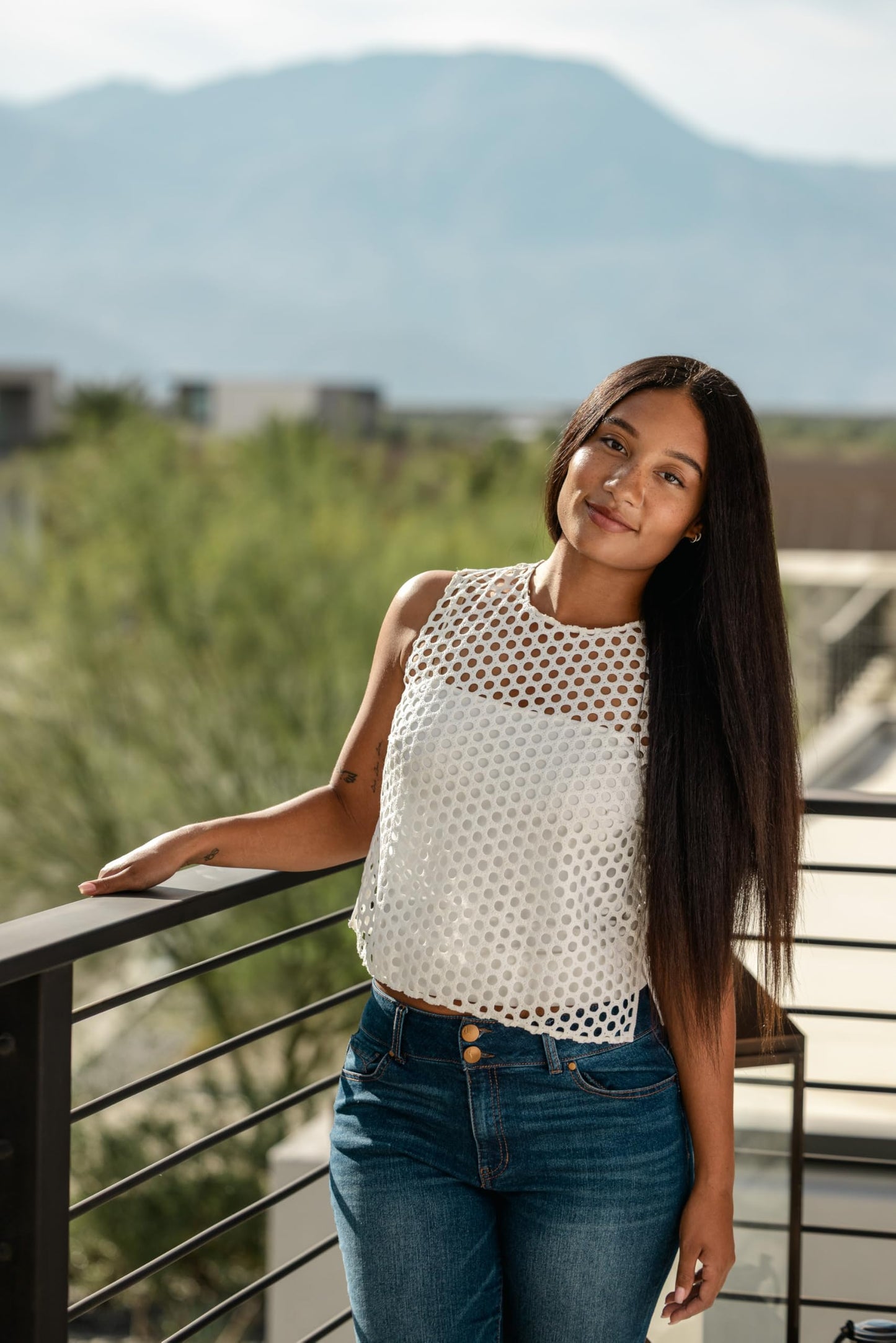 Privé Smoothing Solution - Lightweight Non-Greasy Formula with Baobab, Bamboo and Jojoba Proteins for Sleek Shiny Hair - Speeds Drying and Controls Beauty & Personal Care Prive