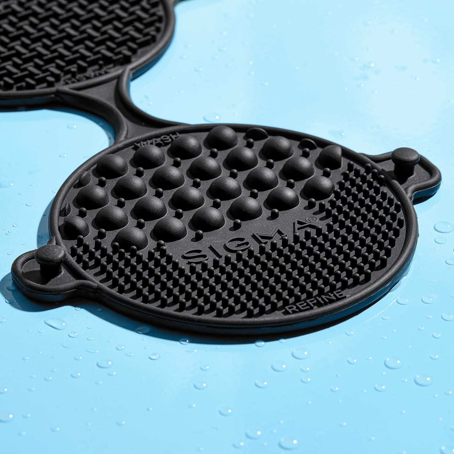 Sigma Beauty - Palmat® - Makeup Brush Cleaner - Perfect for Travel and On the Go - Palm Sized - Black Beauty & Personal Care Sigma Beauty