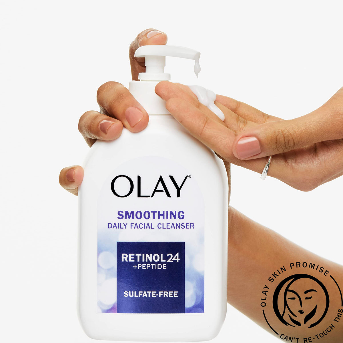 Olay Face Wash, Daily Facial Cleanser with Retinol, Peptides & Glycerin - Smoothing, Noursihes Skin Surface, Hydrates while Cleansing - Sulfate-Free Beauty & Personal Care Olay