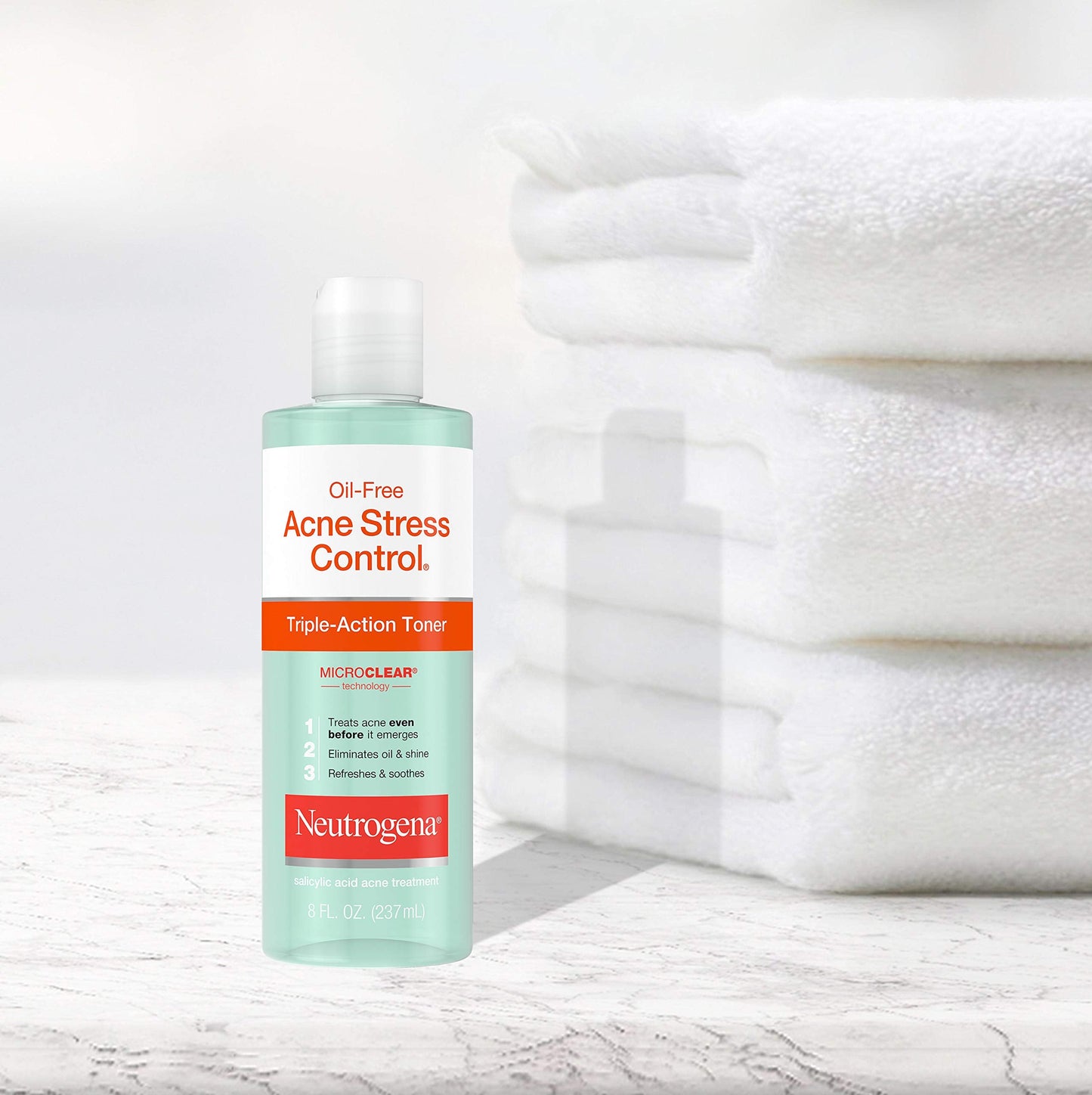 Neutrogena Oil-Free Acne-Fighting Stress Control Triple-Action Facial Toner, Soothing and Refreshing Toner with Salicylic Acid Acne Medicine, Green Beauty & Personal Care Neutrogena