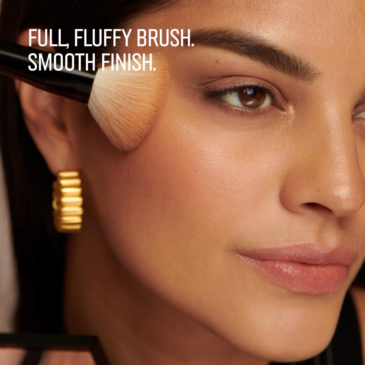 Bobbi Brown Face Blender Brush | Soft, Multipurpose Makeup Brush For Bronzer, Blushes, & Face Powders Beauty & Personal Care Bobbi Brown