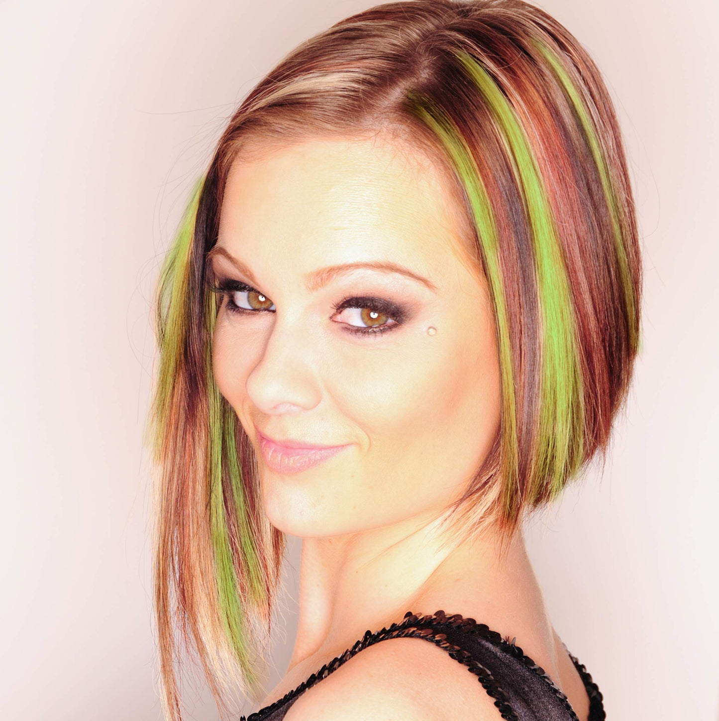 Colorme Root Touch Up Temporary Hair Mascara to color and Blend Semi Permanent Dye regrowth. Washes Out (LIME) Beauty & Personal Care Color Me