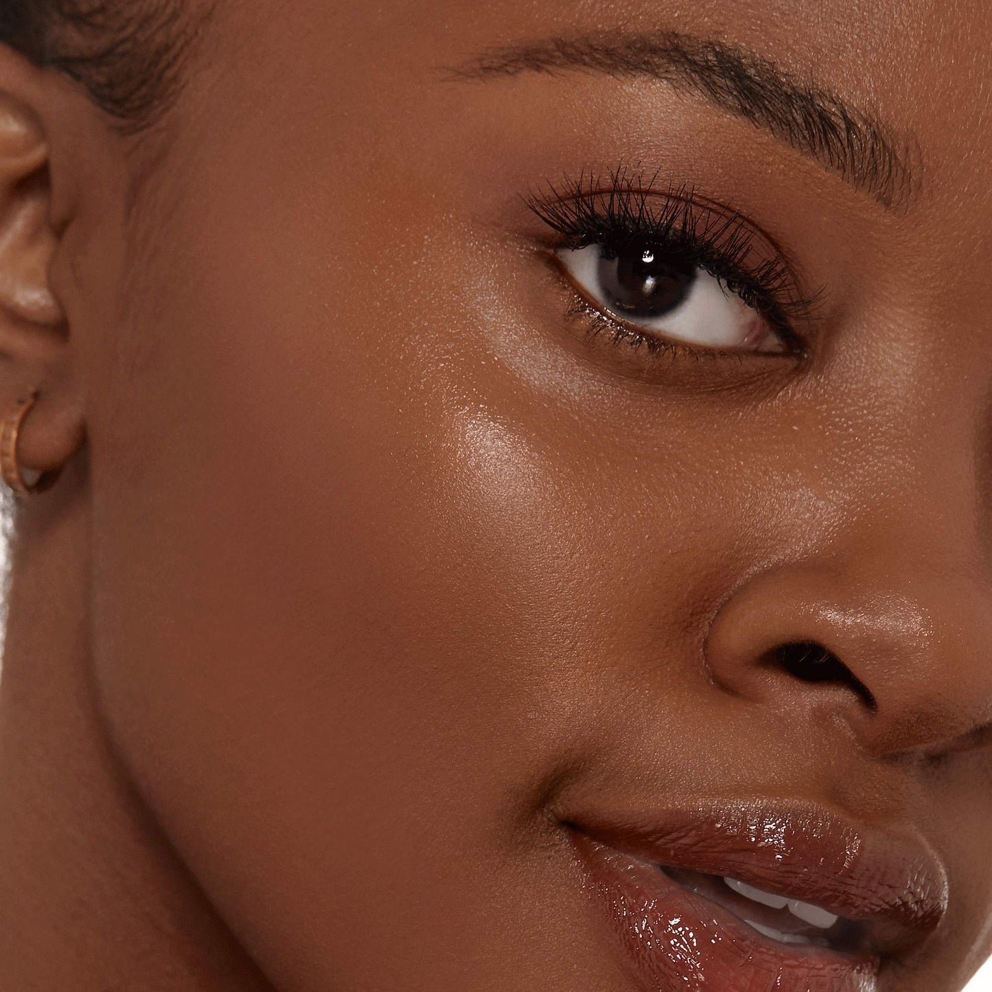 Milani Screen Queen Liquid Foundation Makeup - Cruelty Free Foundation With Digital Bluelight Filter Technology (Spiced Toffee) Beauty & Personal Care Milani