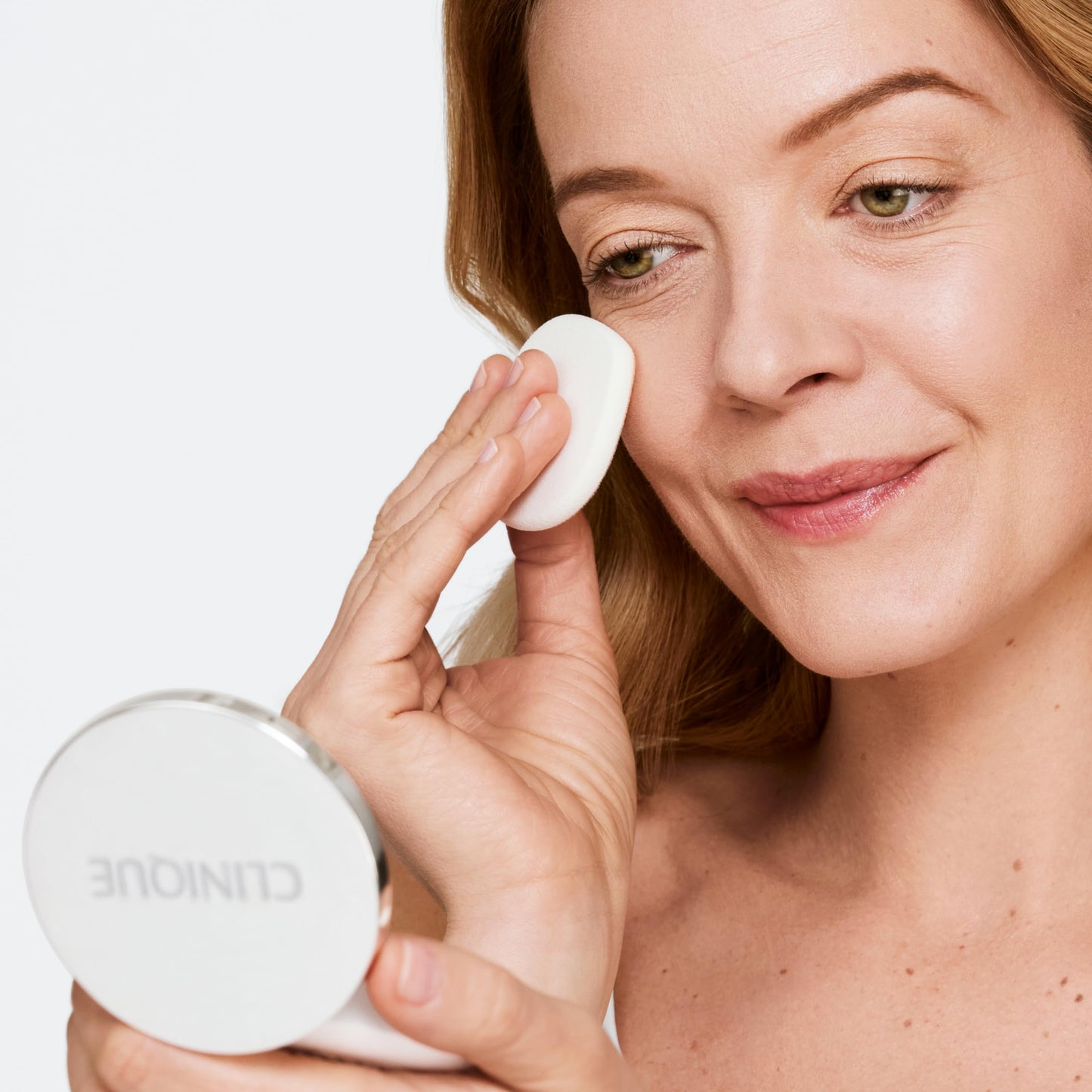 Clinique Beyond Perfecting Powder Lightweight Full Coverage Foundation + Concealer For Dry Combination to Oily Skin Types, Honey, 0.51 Ounce Beauty & Personal Care Clinique
