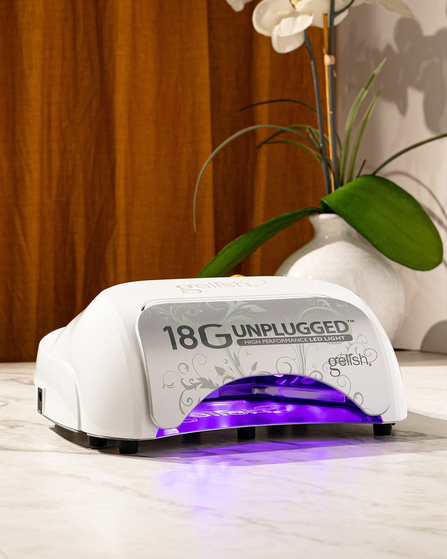 Gelish 18G Unplugged LED Light - Portable, Rechargeable, 36W, White & Silver, Intelligent Power Assist, Motion Sensors, Timer, Magnetic Tray Beauty & Personal Care Gelish