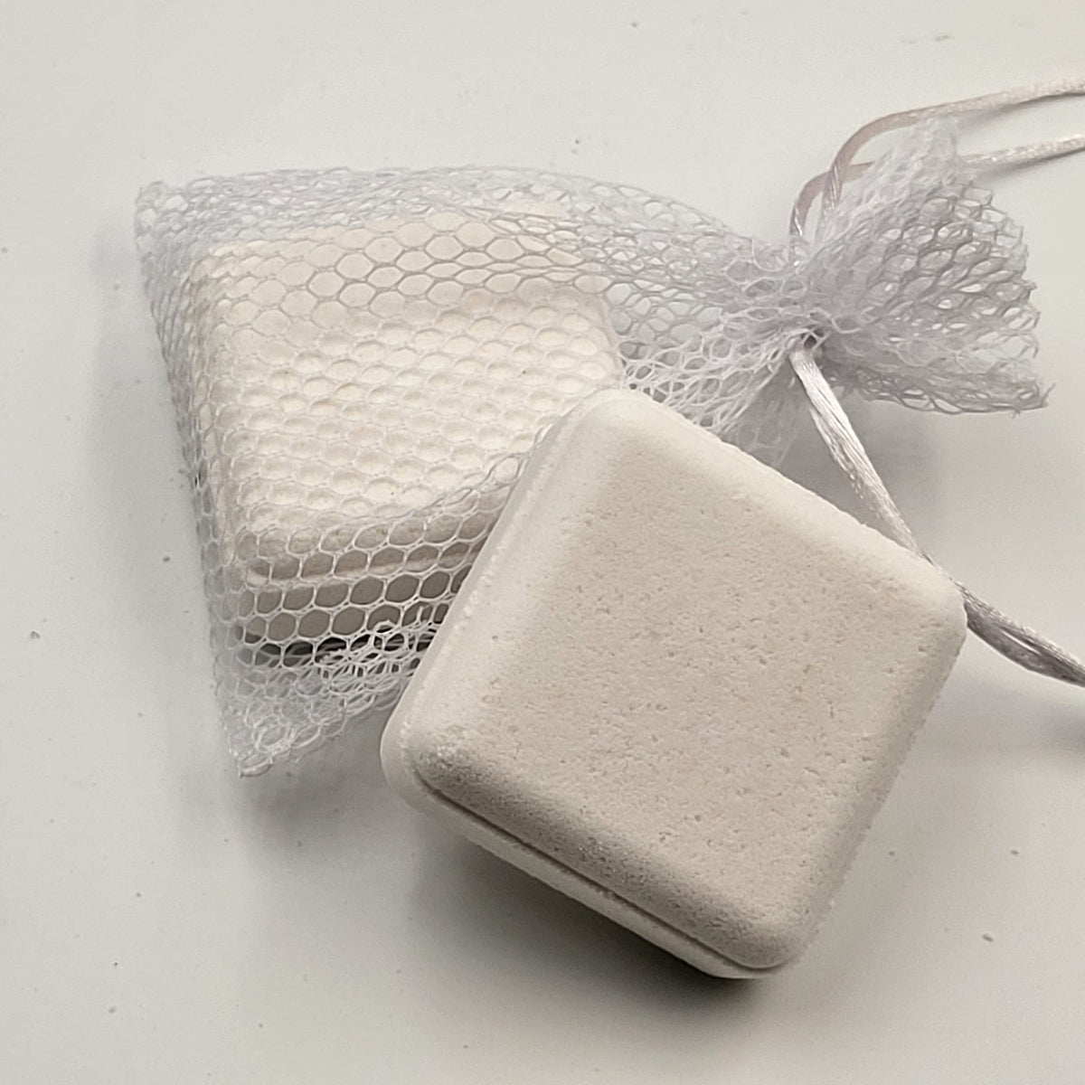 Essential Oil Shower Steamers XL with mesh Shower Steamer Bag and Glossy Laminate Box. (Energy) Beauty & Personal Care Spa Pure