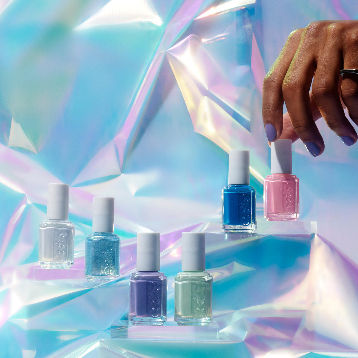 essie Nail Polish, Salon-Quality Blue Nail Polish, Just Chill, Vegan, Temperature Check, 0.46 fl oz