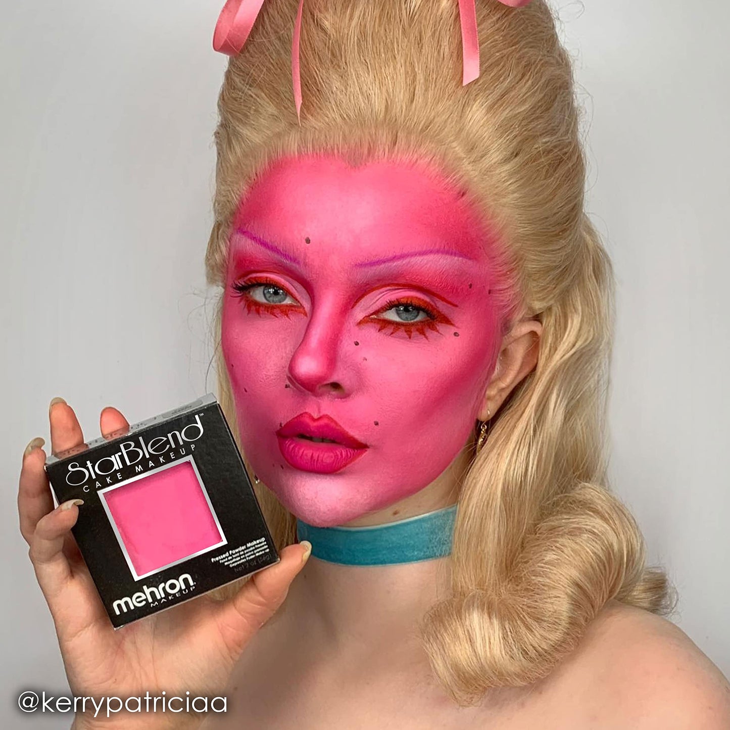 Mehron Makeup StarBlend Cake Makeup | Wet/Dry Pressed Powder | Powder Foundation | Pink Face Paint & Body Paint 2 oz (56g) Beauty & Personal Care Mehron