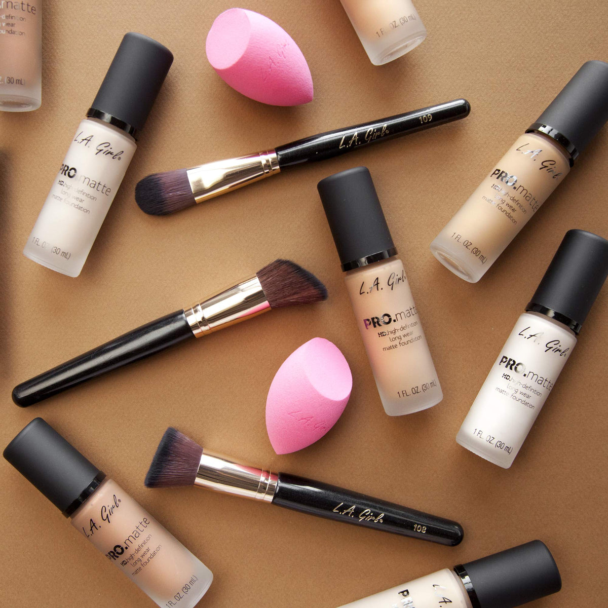 L.A. Girl PRO.Matte Foundation, Nude GLM716