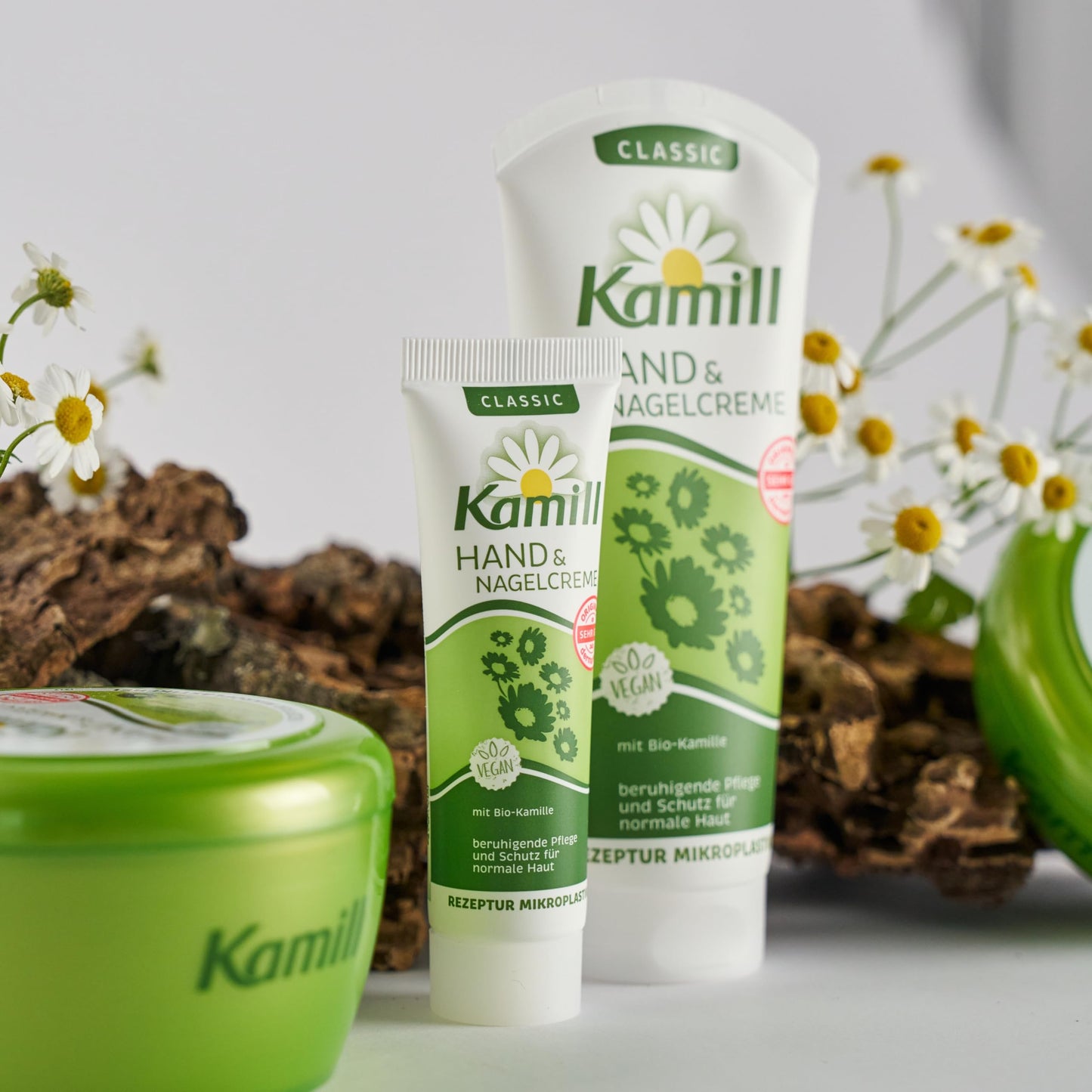kamill Hand and Nail Cream Classic with Natural Chamomile 3.3 Oz 100 Ml by kamill Beauty & Personal Care Kamill