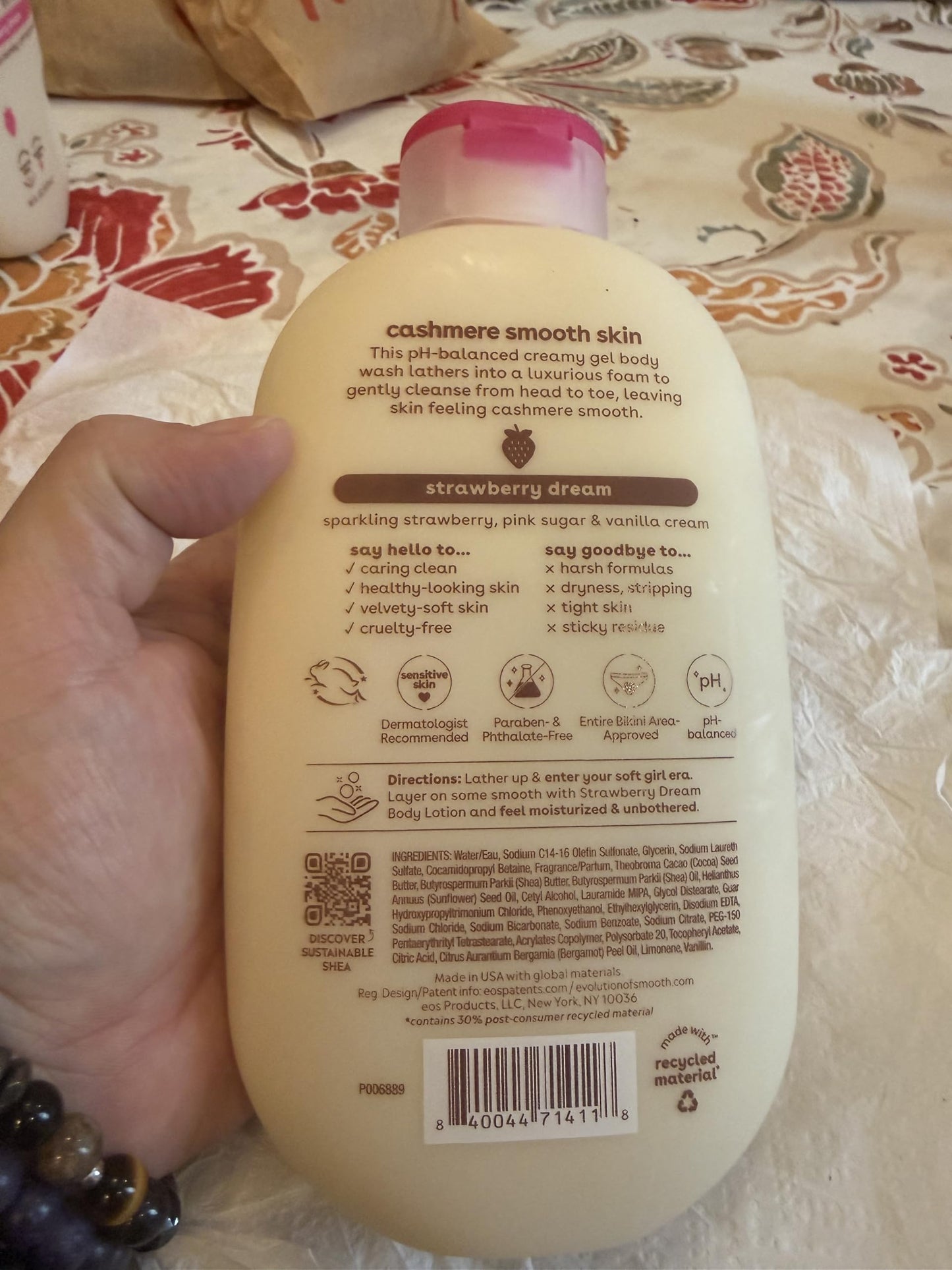 eos Cashmere Body Wash - Strawberry Dreams, Moisturizing Body Wash, Creamy Gel Formula, with Shea Butter, Glycerin, Vitamin E, pH Balanced, Sensitive Beauty & Personal Care eos