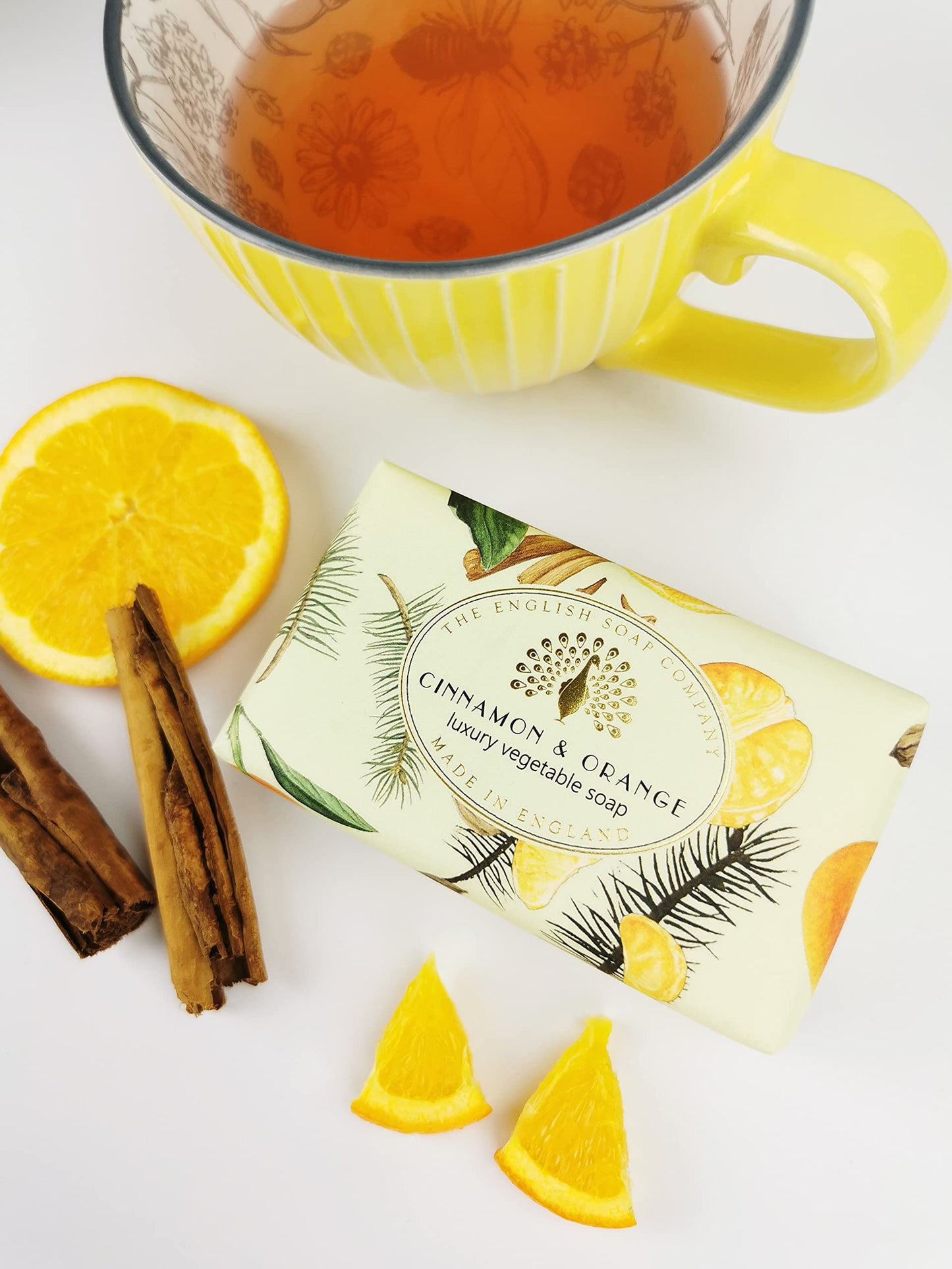 The English Soap Company Vintage Wrapped Soap Bar, Luxury Cinnamon Shea Butter Soap Bar, Moisturising Soap Bar for Face & Body, Cinnamon & Orange Beauty & Personal Care The English Soap Company